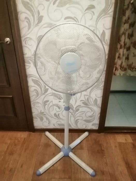 Вентилятор высокий