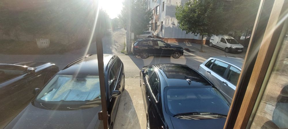 DE ÎNCHIRIAT: Apartament 2 Camere (Parter) | 2 Locuri de Parcare | Nou Renovat