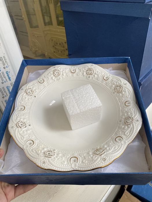 •	Продам посуду по приемлемой цене