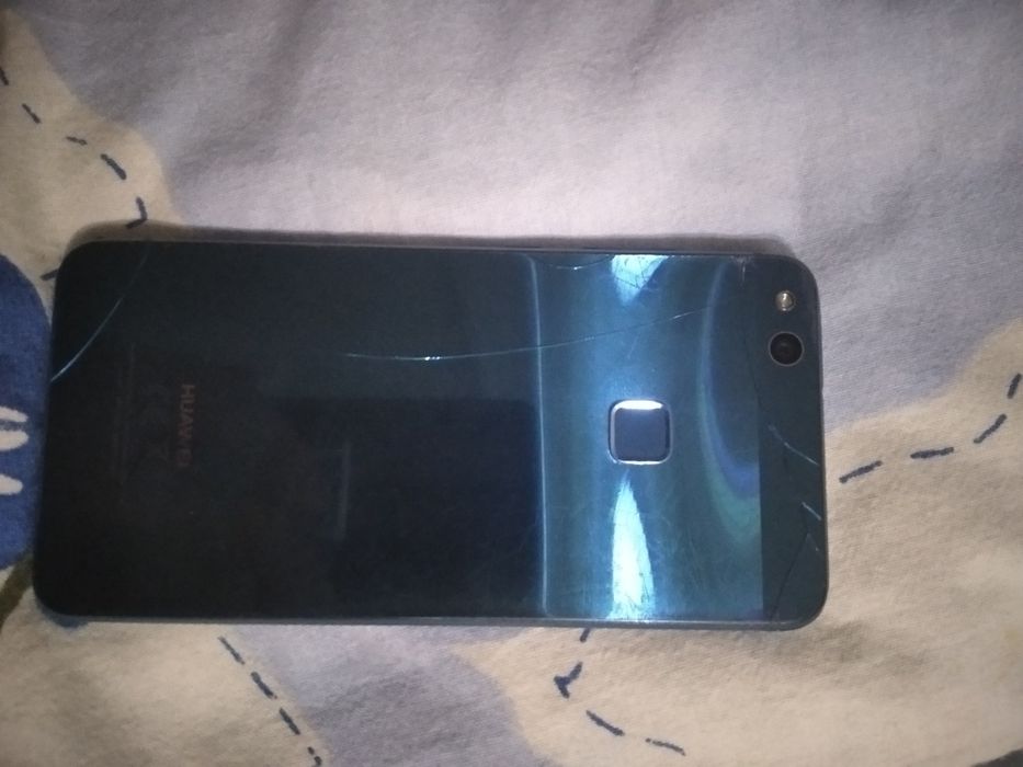 Doua telefoane  Huawei functionale