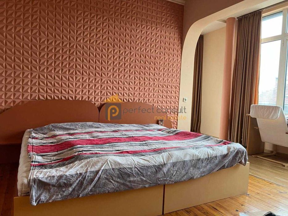 Дава се под наем Тристаен апартамент в Пловдив, Христо Смирненски - 146 кв.м за 350 € - Снимка #7