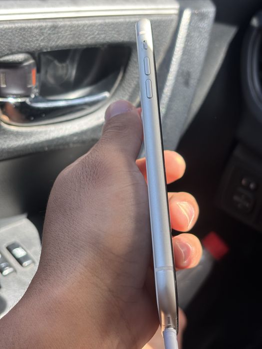 Iphone 11 с гаранти