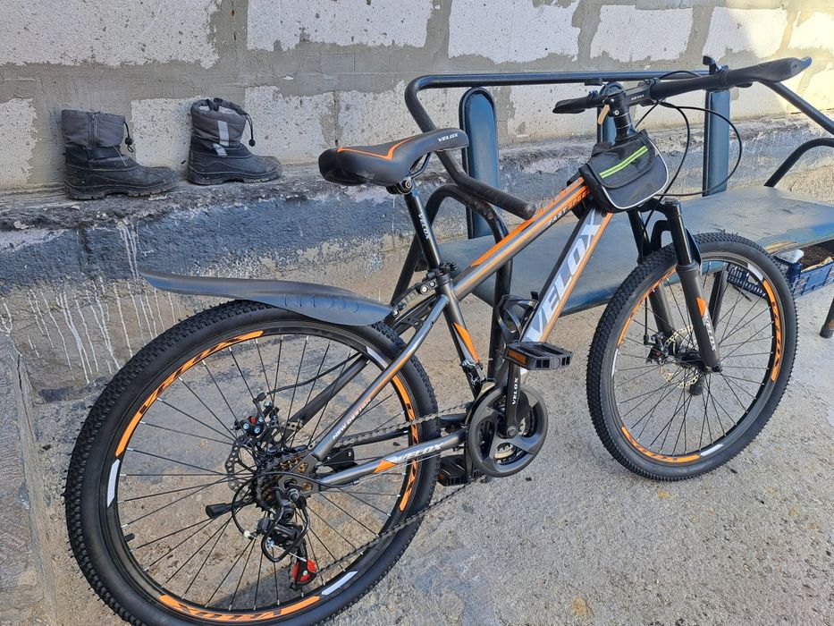 Продам обсолютно  новый велосипед,