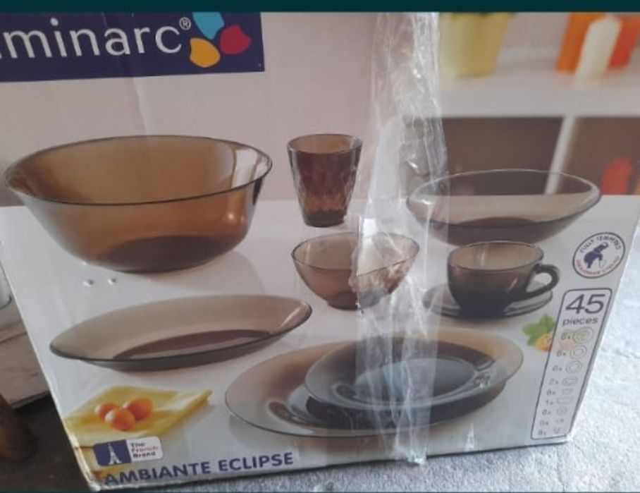 Продам набор посуды на 6 персон