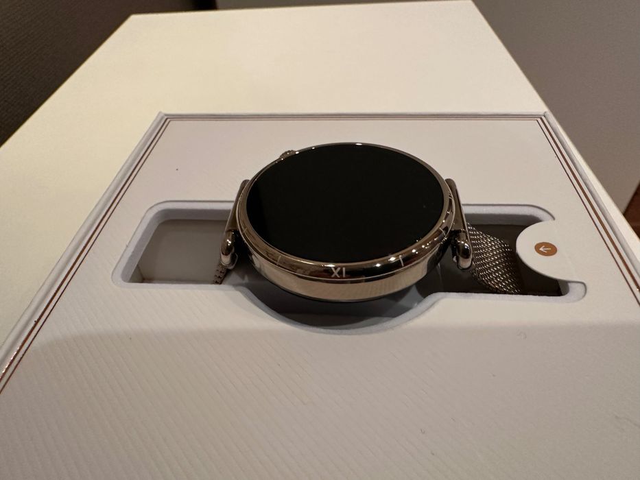 Продавам Huawei - Watch GT6,Millanese