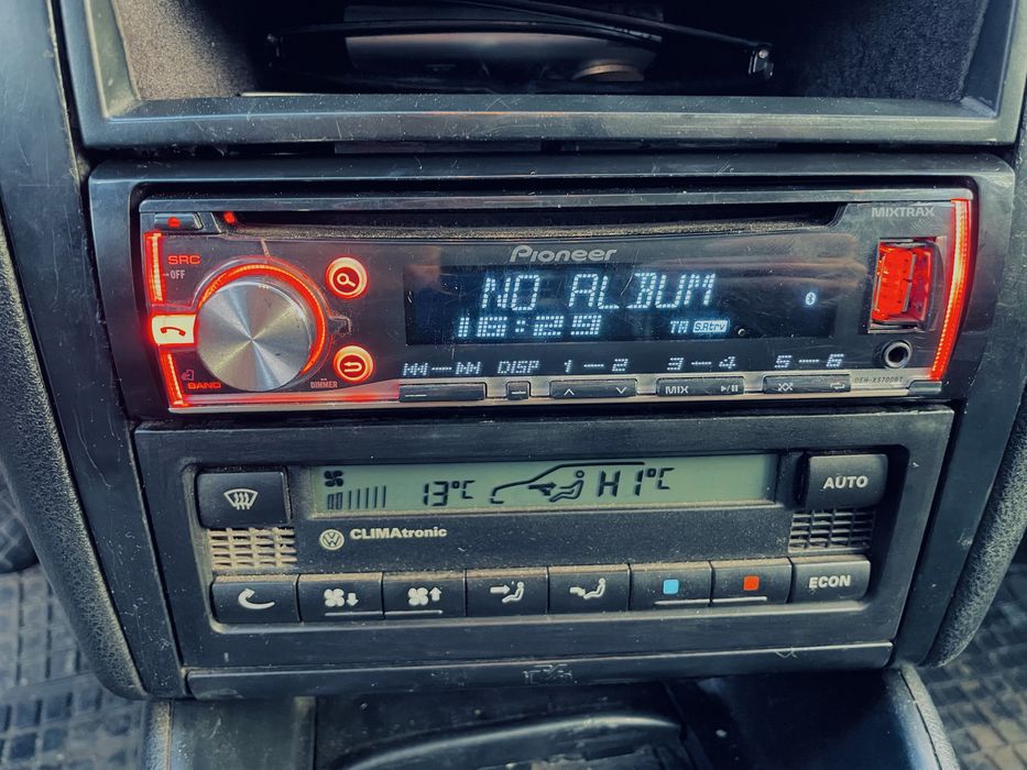 Pioneer deh x5700bt bluetooth/mp3