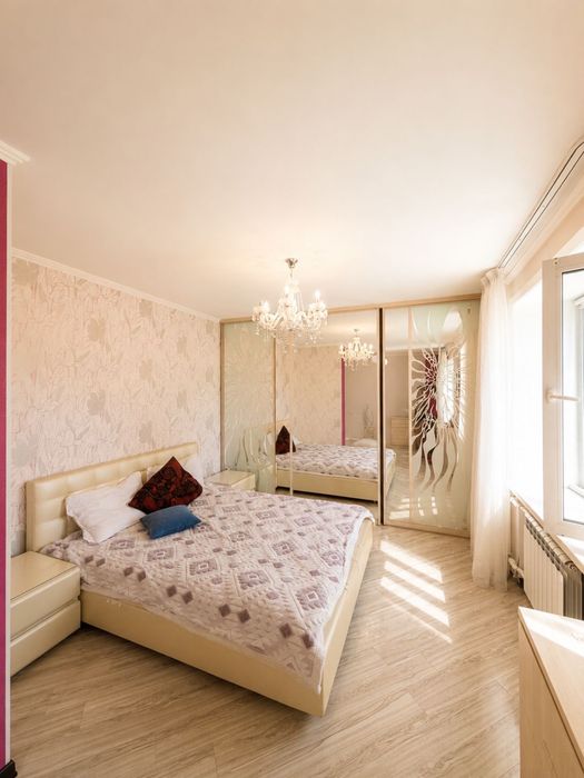 Продам 3 к квартиру 111 м2 в Парке