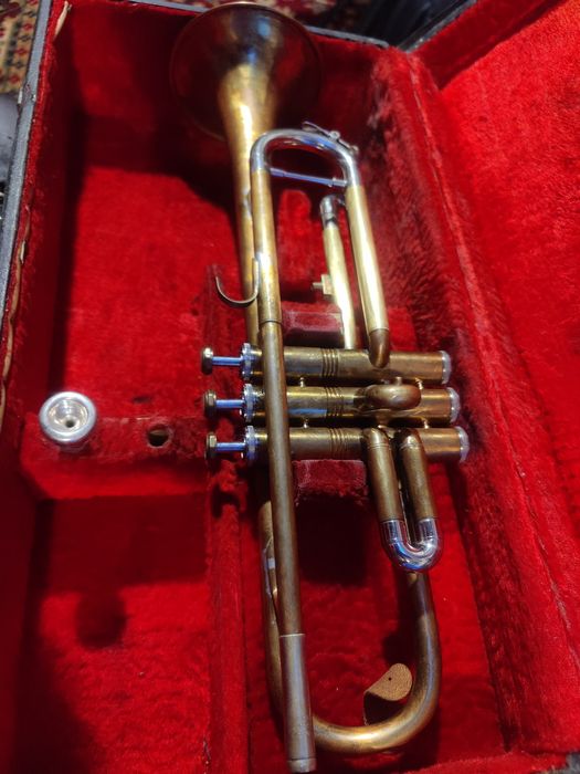 Тромпет Амати trumpet Amati
