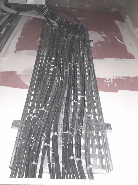 Професионални електроуслуги от лицензиран електротехник