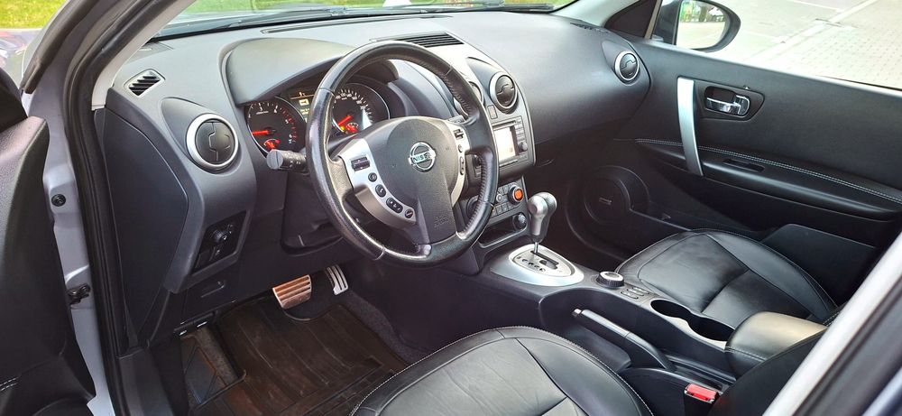 ~Nissan Qashqai+2 TEKNA~Cutie automată~4X4 la buton~An 2011~Motor 2l dCI~Carte service~