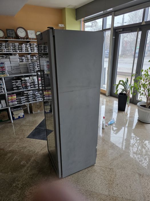 Хладилна витрина LIEBHERR