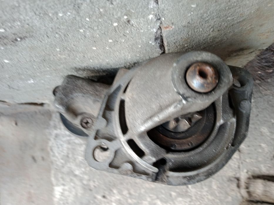 Стартер Audi 100 или BMW 5