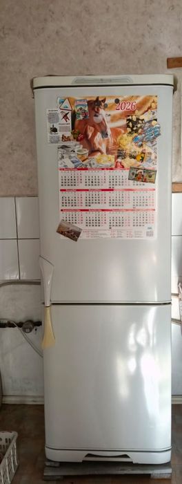 Продам холодильник