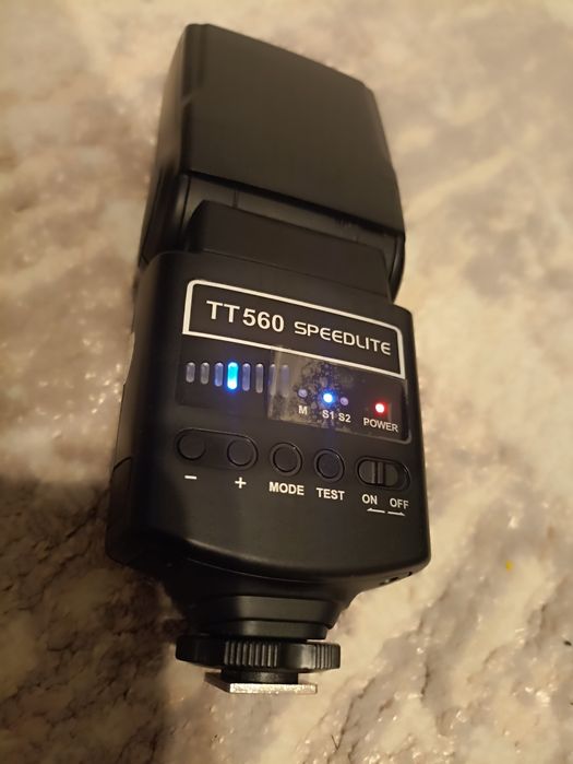 Blitz Universal Neewer TT560