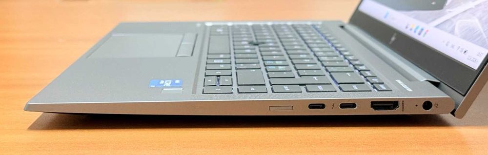 Core i7-1185G7 / 32GB RAM / Quadro T500 - 4GB / 256GB SSD / HP ZbooK Firefly 14 G8 / 14.0" FHD IPS 400nits