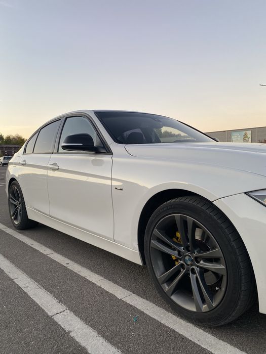 BMW F30 320d SPORT Line
