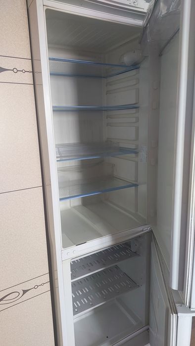 Холодильник в рабочем состоянии