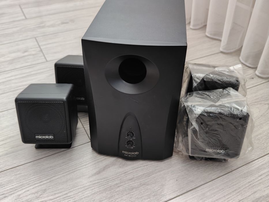 Колонки сабвуфер Microlab