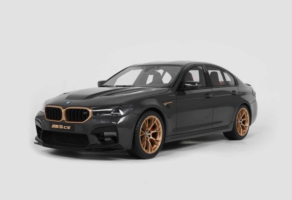 Macheta BMW M5 CS 1:18 GT Spirit