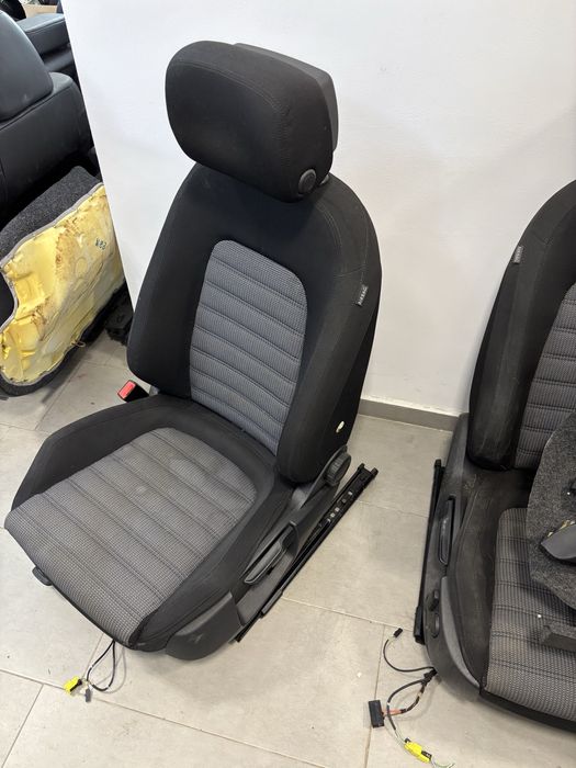 Scaun sofer Volkswagen Passat B7
