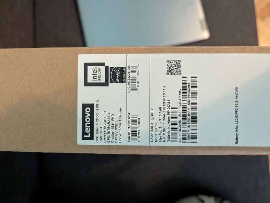 Laptop Lenovo Ideapad Slim 3  – i5 H | 8GB | 512 GB