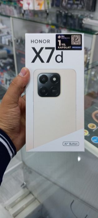 Xonor x7d yengi 1 yil garantiyasi bor