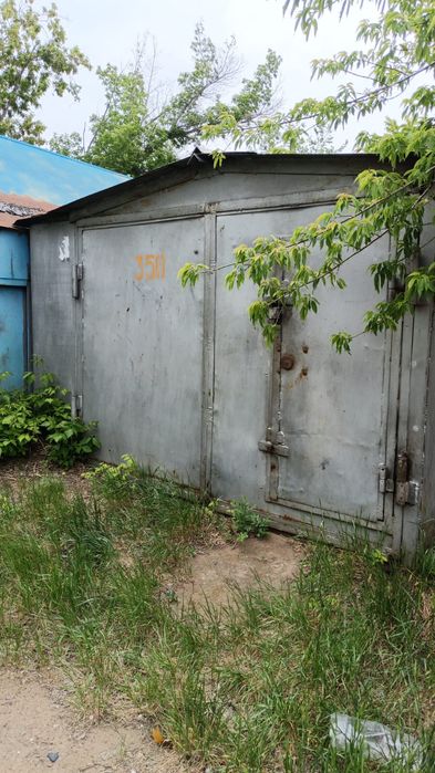 Продам гараж, имеется погреб.
