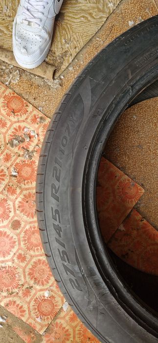 Vând cauciucuri 275 /45 /R 21