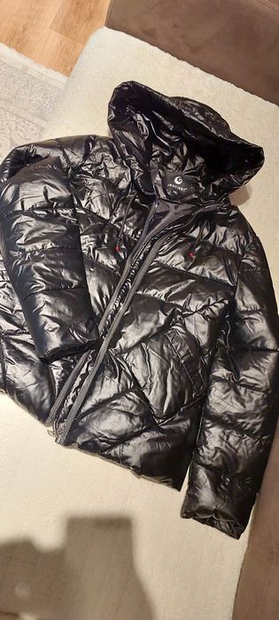 Продам куртки,новые