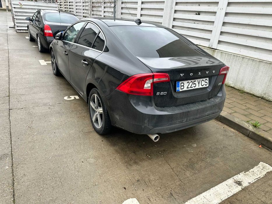 Volvo S60 D3 2.0 5 Cilindrii Automat, Euro 5, 2012, Momentum