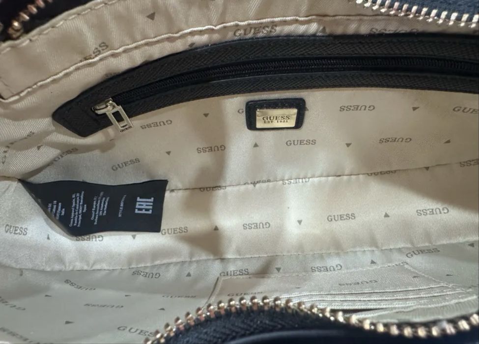 Продам сумку Guess