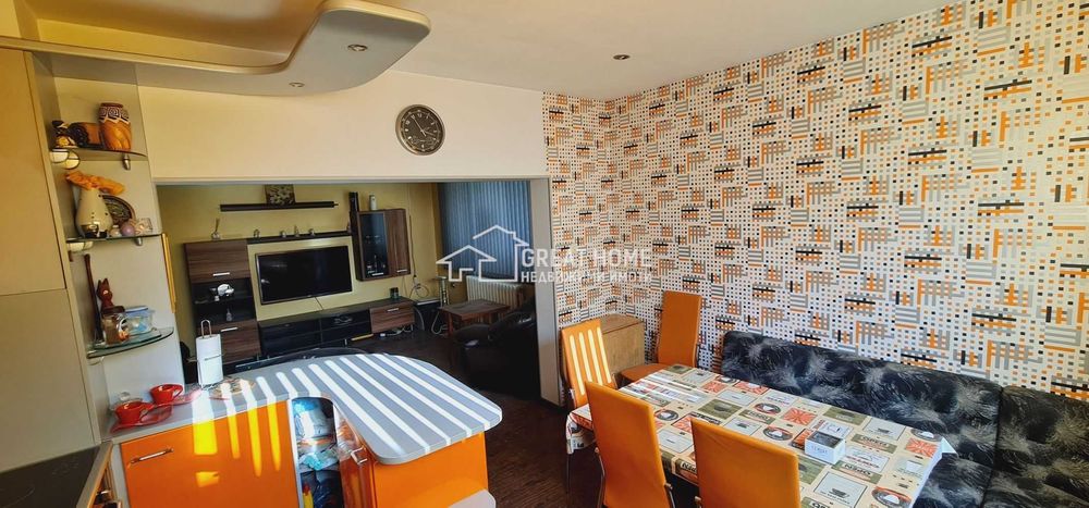 Продава се Къща в Търговище, Център - 100 кв.м за 1224 €/кв.м - Снимка #1