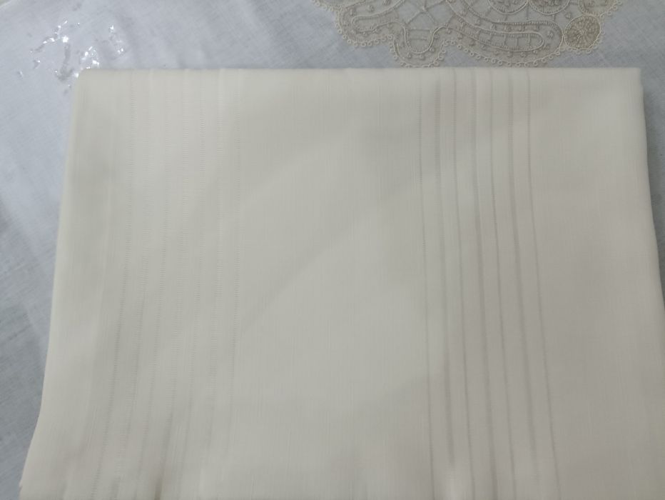 Новая скатерть .