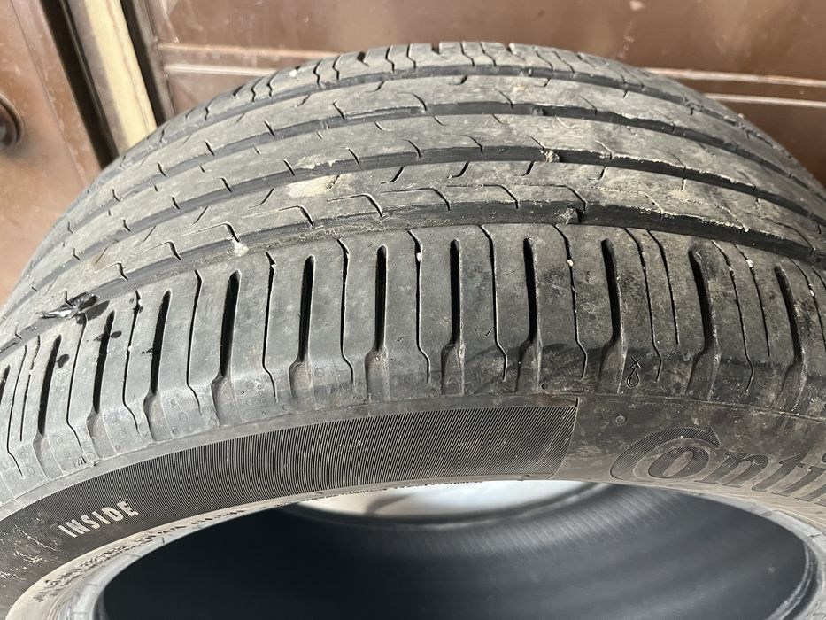 Два броя летни гуми 245 45 18
