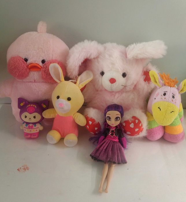 Отдам детскую кухню и игрушки