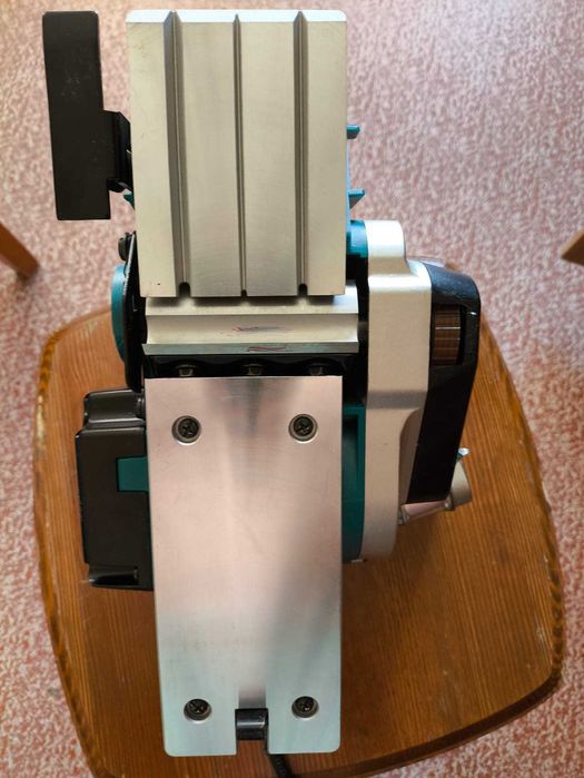 Электрорубанок Makita KP0810C