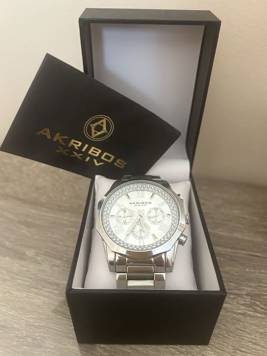 Часовник Akribos XXIV