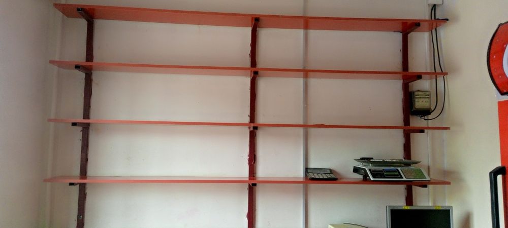 Витрина халадилниклар сотилади