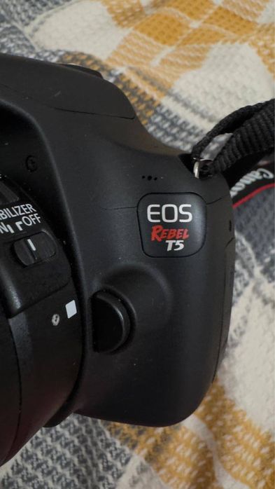 Зеркальная камера