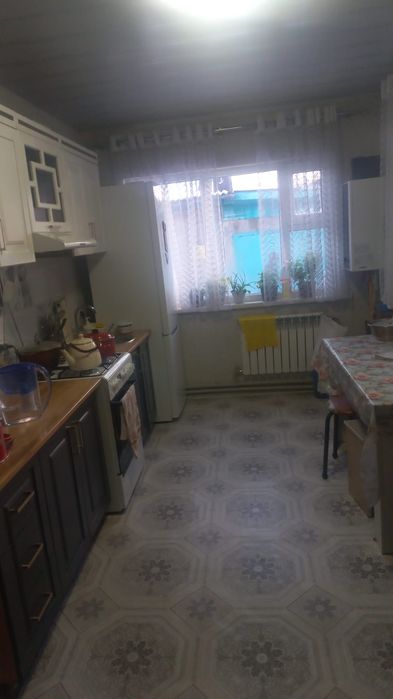 Дом из 5 комнат,мкр Ужет