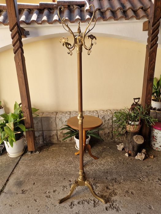 Страхотна антикварна белгийска бронзова закачалка