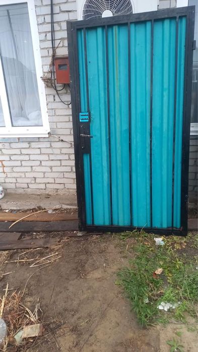 Продам ворота с калиткой