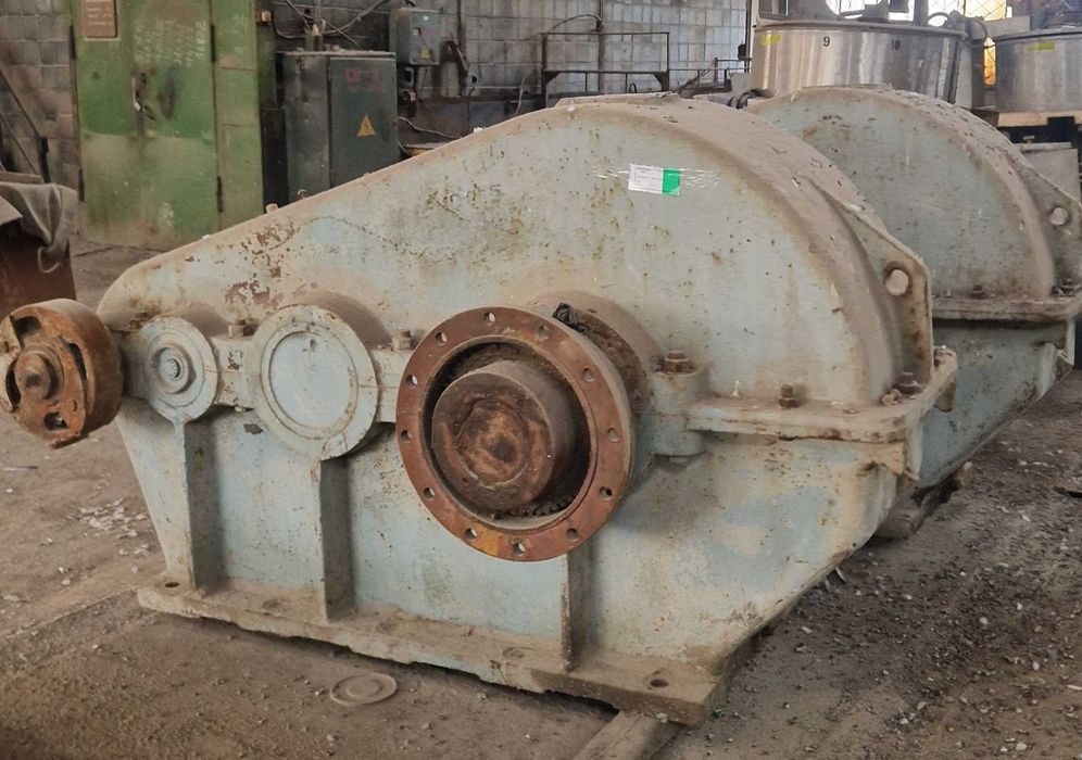 Редукторы ЦТНД-630, состояние отличное