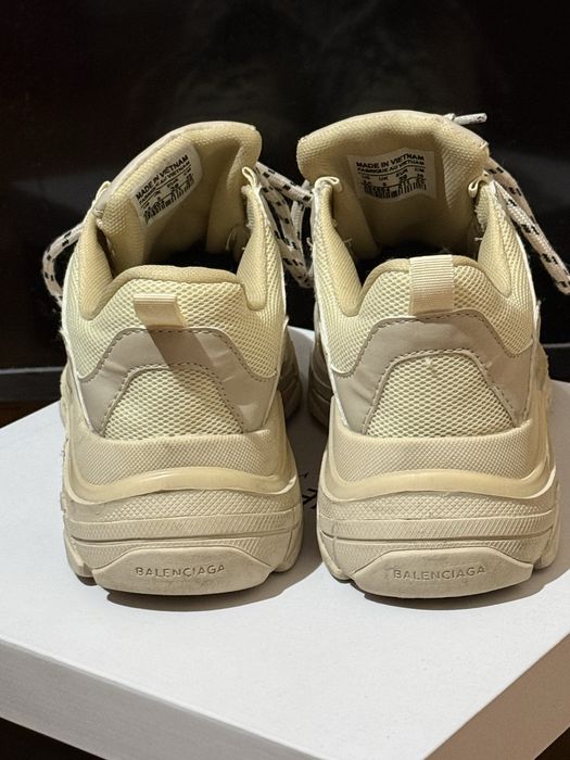 Маратонки BALENCIAGA triples