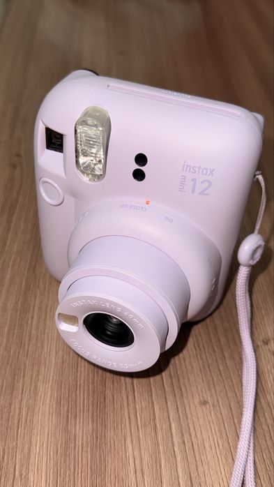 Paloroid instax mini 12