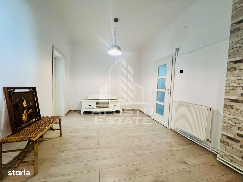 Casa pretabila pentru birouri, 120 mp, 4 camere, Girocului