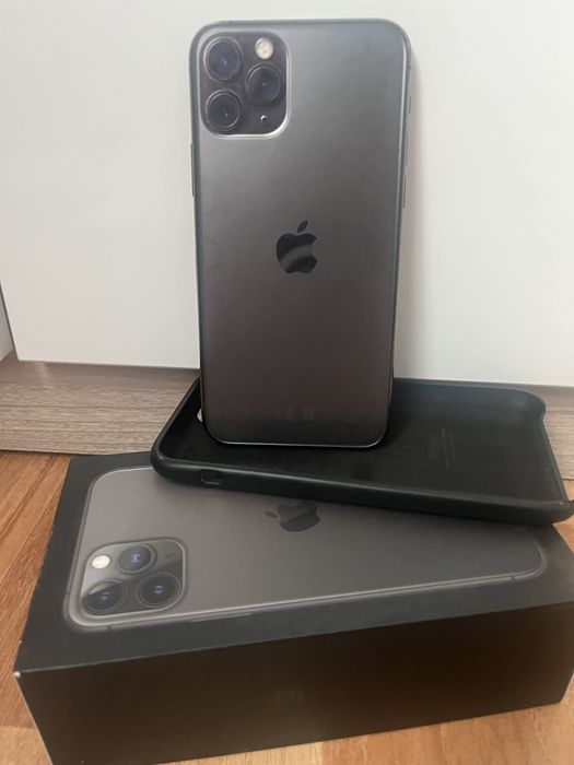 Telefon Iphone 11 Pro in stare buna fara zgrieturi si totul functional