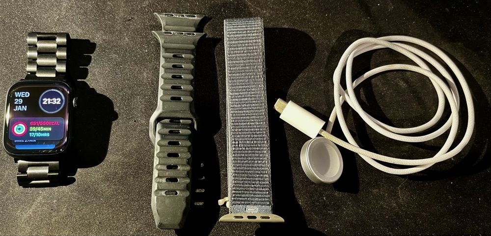 Apple Watch Series 9 45mm GPS