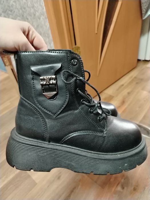 Продам обувь демисезоную рр 36