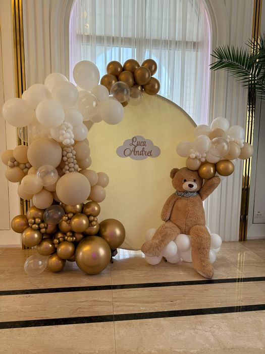 Decor evenimente,cristelnita,opis invitati,photocorner,aranjamente